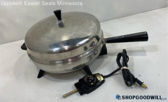 VTG Farberware 12" Stainless Steel Electric Fry Pan Model 310-B Powered On