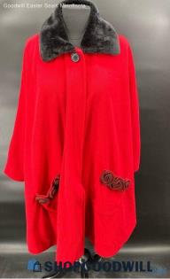 Le Moda women's Red fleece Poncho w/faux fur collar