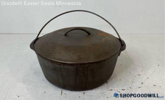 Cast Iron Dutch Oven w/Handle & Lid Cookware