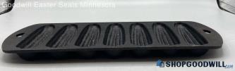 Vintage Unbranded Black Cast Iron Baking 7 Corn Cob Ear Mold Kitchen Home Decor