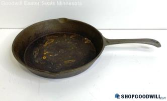 Vintage Rusty 10-Inch Skillet Pan Cookware