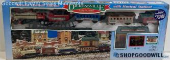 Dickensvill Collectable Train Set Iob Powered on