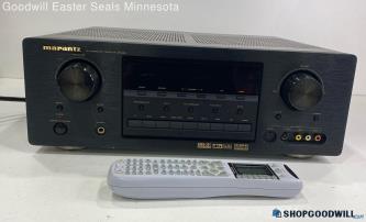 Marantz av surround receiver sr7400 Receiver -Powers on