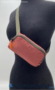 Lululemon Brier Rose Pink Nylon Mini Belt Bag & Fanny Pack Handbag/Purse