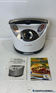 Sunbeam Rocket Grill Indoor / Outdoor Electric Grill Powered on