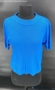 Sag Harbor women's Blue SS sweater shirt - Sz M