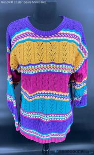 Women's VTG colorful Stripe LS sweater