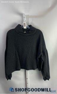 Lululmeon Women's Gray Cropped Oversized Sweater - Sz M