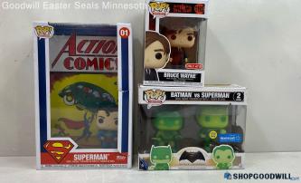 3 Funko Pop! Superman-Comic Cover Display/Bruce Wayne/ Green Bat&Super Man IOP