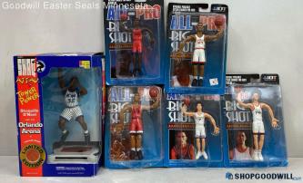 6 VTG Basketball Figures Shaquille W/Stand & 5 Big Shot Bendable Figures IOP