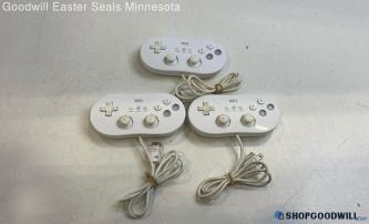 3 Nintendo Wii Nintendo Wii RVL-005 White Wired Classic Controller LOT