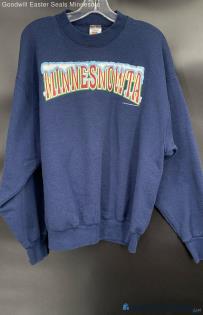 Minnesota Frozen Graphic Navy sweatshirt by Fruit of the Loom Heavy - Sz XL