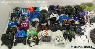 Lot of Video Game Controllers +3rd Party Controllers for Various Consoles UNTEST