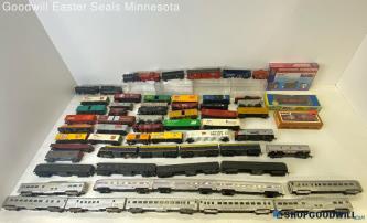 18lb Mixed HO Scale Model/Toy Trains Shanties Some w/Box Tyco/AHM/Life-Like+