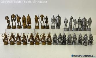 32pc LFL/Disney Star Wars Attack Of The Clones Chess Set Pieces Vtg 2002 Plastic