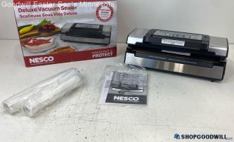 Nesco Vs 12 Deluxe Vacuum Sealer W/ Two Rolls Of Bags Preserve Not tested