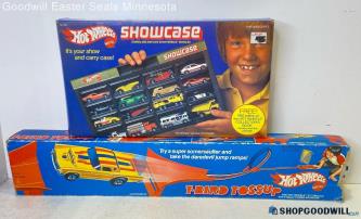 2pc Mattel Hot Wheels T-Bird Tossup #2386 Showcase #3464 Vtg 1978-81 w/Boxes