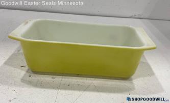 Vintage Yellow Pyrex #913 Loaf Pan