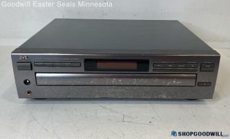 JVC Compact Disc Automatic Changer Player #XL-F207 Powers On