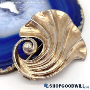 Vintage CROWN TRIFARI Gold Tone Swirl Wave Brooch