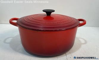 Le Creuset Enameled Cast Iron Round French Oven Red W/ Lid Ovenware