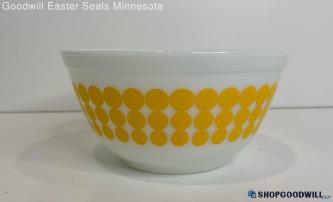 Vintage Pyrex Yellow 'Dot' 1 1/2qt. Mixing Bowl #402