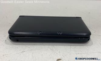 Black Nintendo 3DS XL Handheld For Parts/ Repair