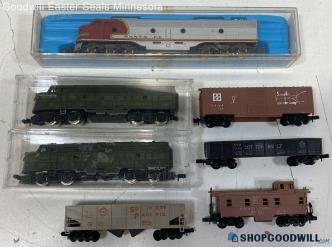 7 Atlas E8 Santa Fe & Arnold Rapido F9 Penn RR Powered N Scale Locomotives/More