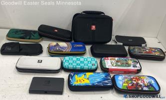 Lot Of Nintendo Switch & Switch Lite Cases