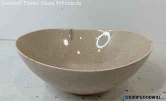 Red Wing Pottery Cream Brown Speckled Serving Bowl