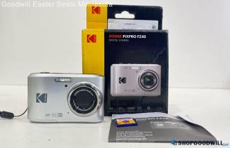 Kodak PixPro FZ45 Full HD Digital Camera W/SD Card IOB