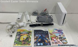 Nintendo Wii RVL-001 Console w/Games, Cords & Controllers- Tested