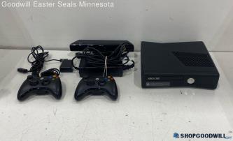 Microsoft Xbox 360 S Console w/Kinect, Cords & Controllers-Tested