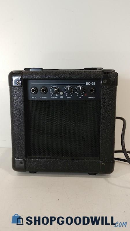 Hollinger BC-08 Mini Guitar Amplifier - Powers On