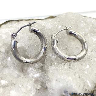 14K White Gold PC Bright Cut + Textured Hoop Earrings 1.15g