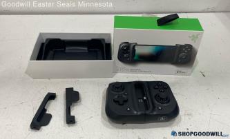 Razer Kishi Mobile Gaming Controller For iPhone IOB