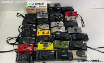 35mm Film Point & Shoot Camera Lot -Fujifilm, Vivitar+MORE Untested