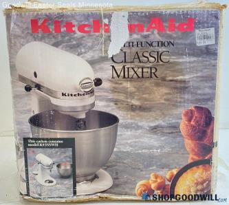 Classic Series 4.5 Quart Tilt-Head Stand Mixer Not Tested