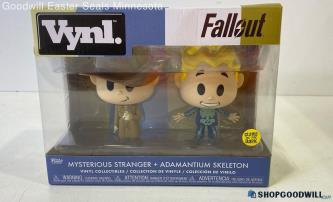 Funk Vynl Fallout Mysterious Stranger/Adamantium Skeleton Vinyl Collectibles NIB