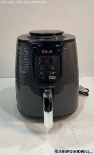 Ninja Air Fryer Kitchen Appliance Powers On