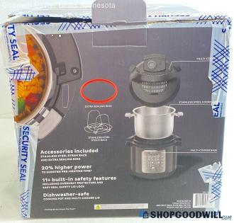 InstantPot Electric Pressure Cooker Pro Plus 60 120V 60Hz 1200W Powered On