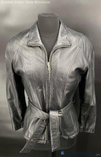 Wilsons Women's Black leather jacket with belt - Sz XS