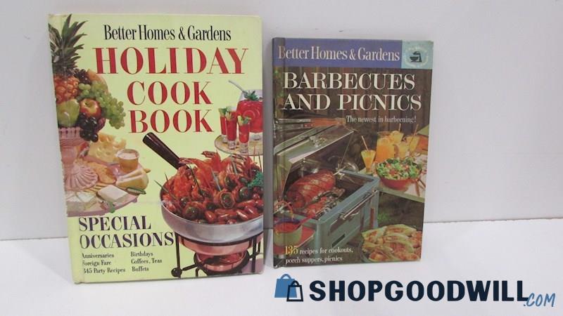 Better Homes & Gardens Holiday Cookbook & Barbecues & Picnics 1969