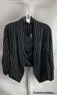 NWT Torrid Women's Black/White Striped Open Crepe Blazer - Sz 1