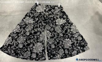 Nicola Women's Black & White Pattern Shorts/skirt - Sz M