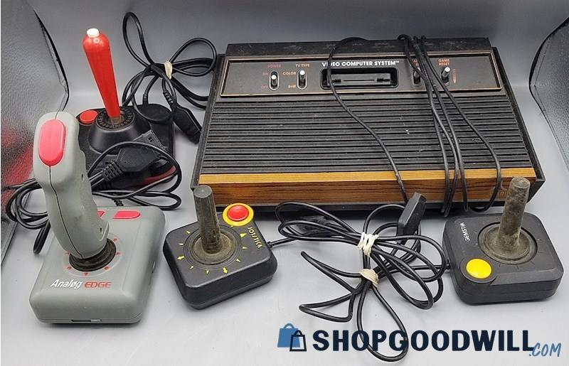  Atari 2600 Video Computer System w/Controllers