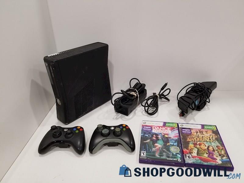 XBOX 360 S Console w/ Kinect, Games, Cords & Controllers - POWERS ON
