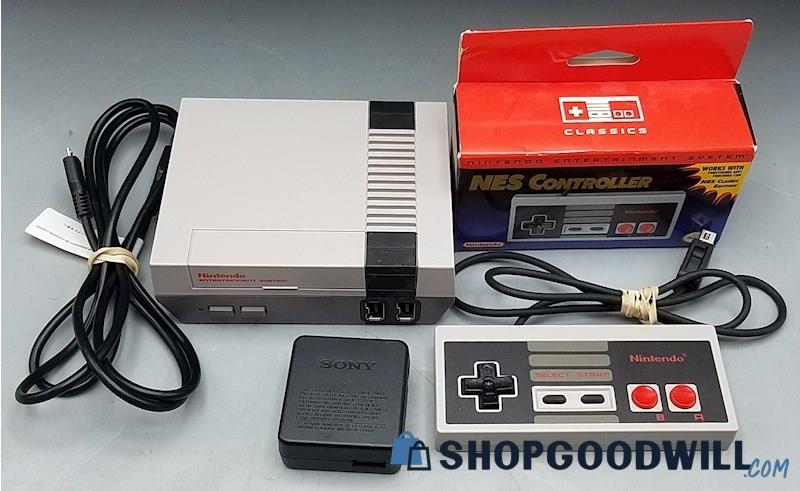 Nintendo Classic NES Mini Retro Gaming Console w/Controllers - Powers On
