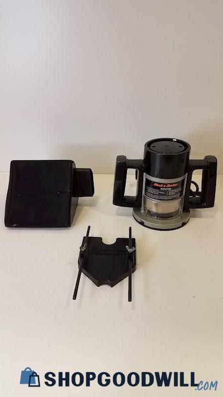 Lot 10lb Black & Decker #7614 Router 1.5 HP Type 1 w/Access. *Powers On