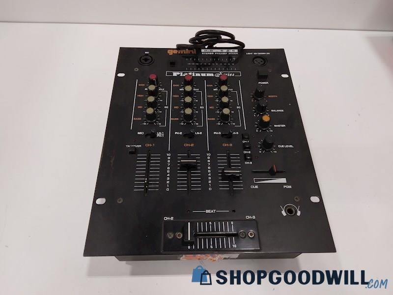 Gemini PS-626 3-Channel Stereo Preamp DJ Mixer-Powers on